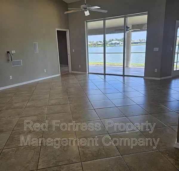 2613 SW 15th Ave — Photo 5