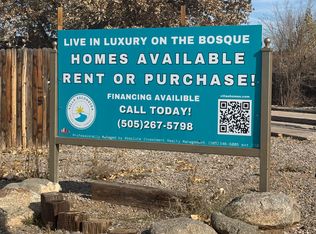 1102 Los Claveles Dr SE, Los Lunas, NM 87031