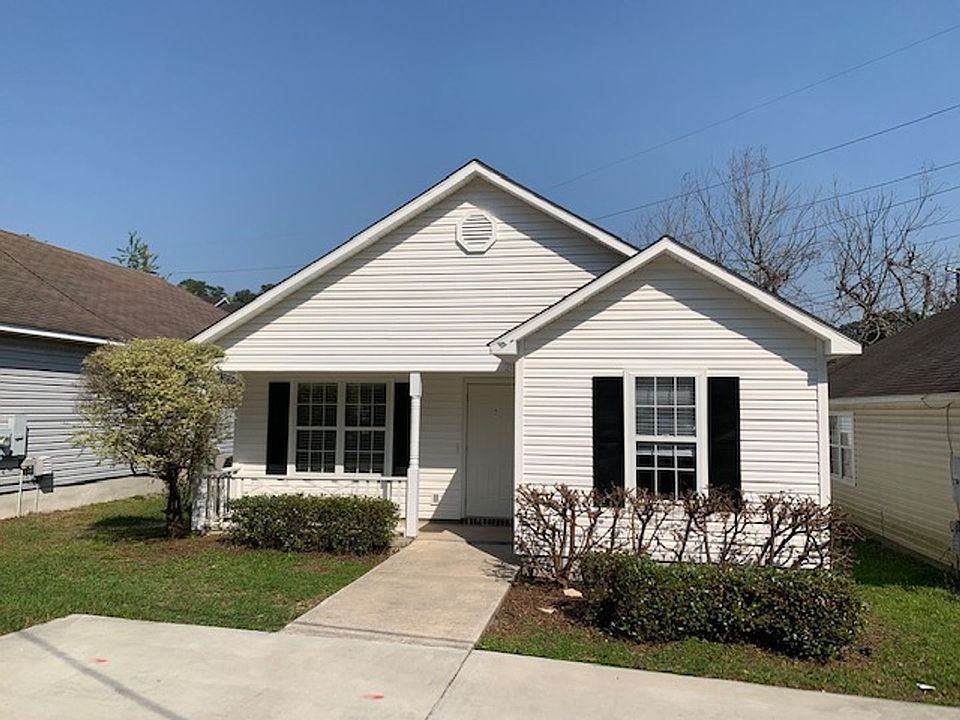 1st image of 1318 Edgewood Dr