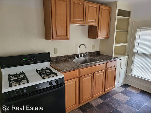 4th image of 1653A S 81st St #11009478
