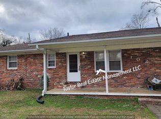 102 Doris Ln #B, Florence, AL 35630