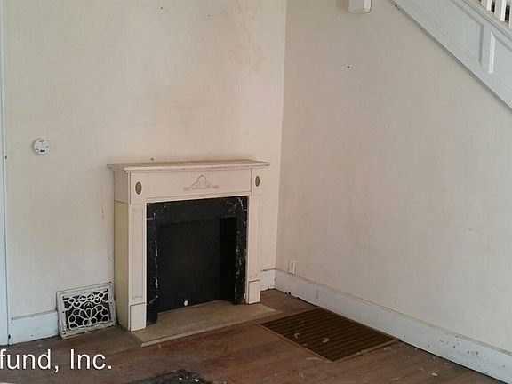 2nd image of 420 S 4th St