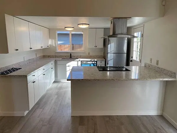 3 bed, 1.5 bath, 1476 sqft, $3,200 — Photo 4