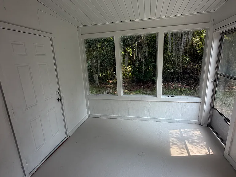 425 Admirals Walk Dr — Photo 16