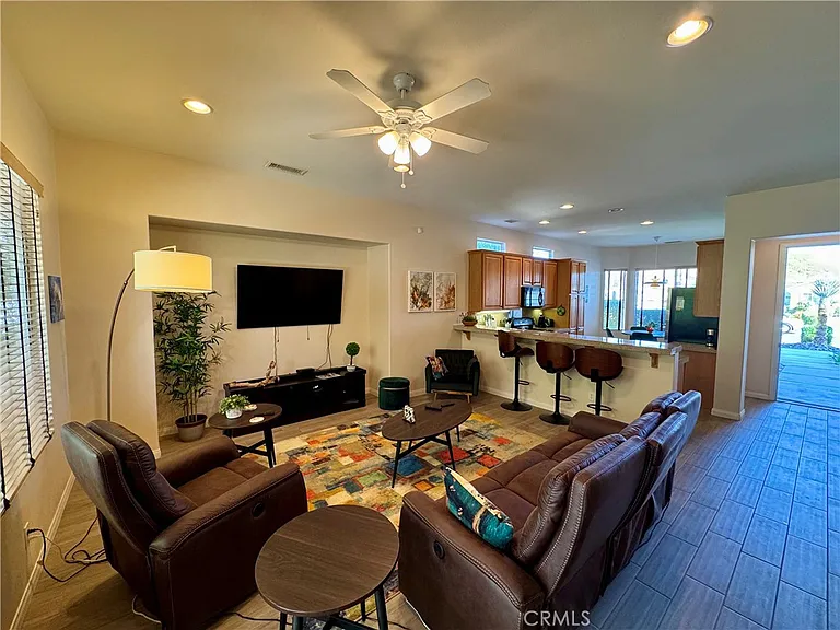 80589 Hoylake Dr — Photo 10