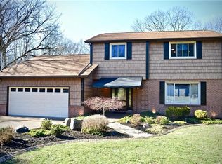 206 Sunset Dr, Pittsburgh, PA