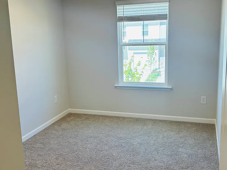 Guest Bedroom1