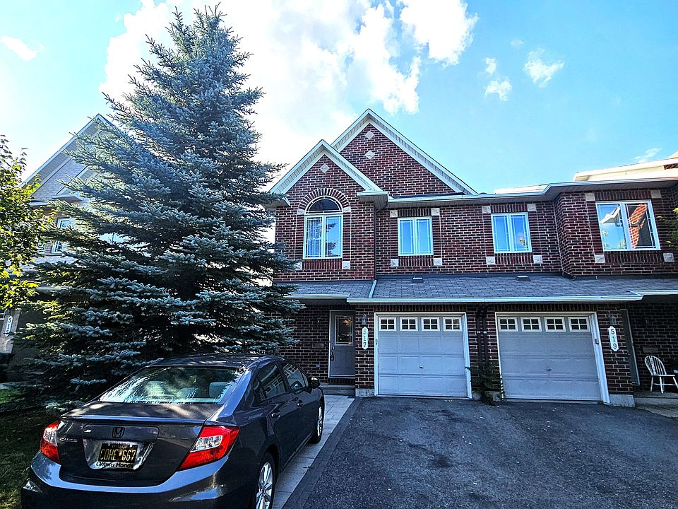 1st image of 517 Temiskaming Cres