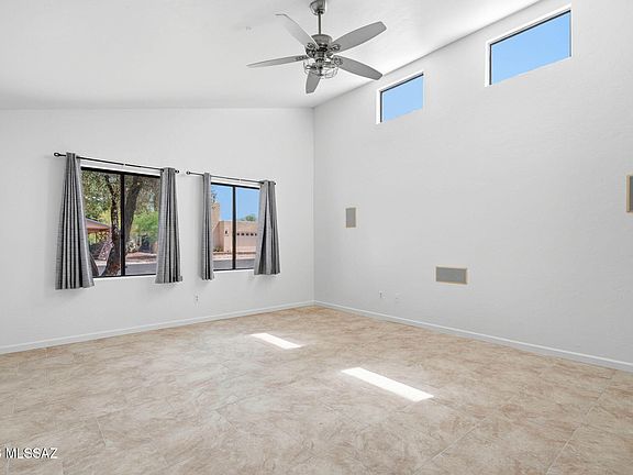 5th image of 9126 E Calle Maria