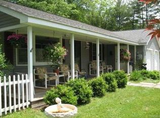 6 Harder Rd, Barryville, NY 12719