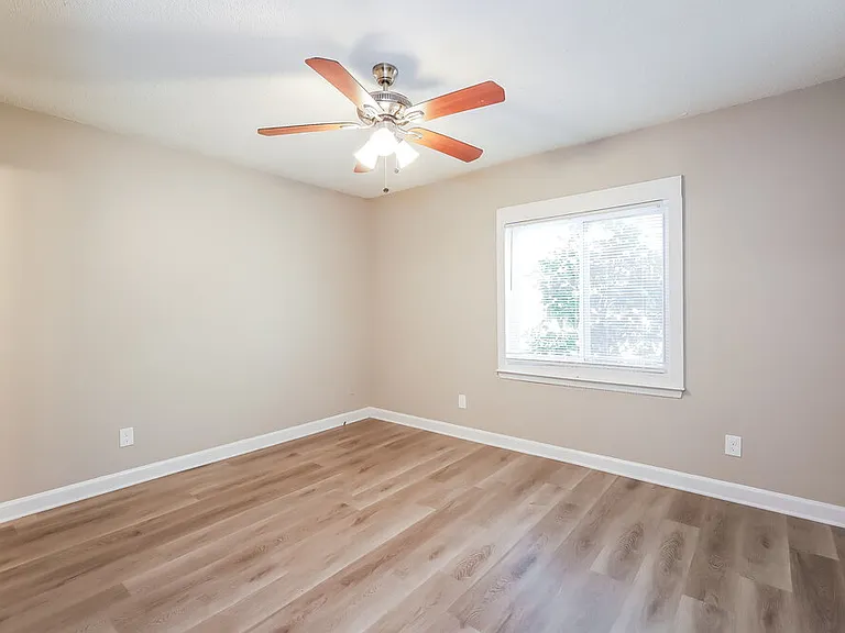 7608 Morgense Pl — Photo 9