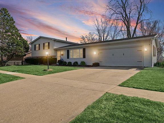 3rd image of 2113 Sumac Dr