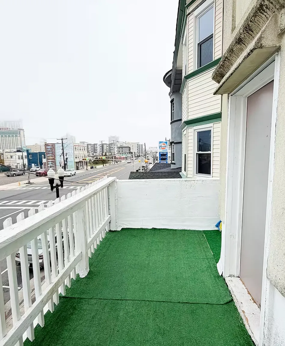 321 Atlantic Ave — Photo 1