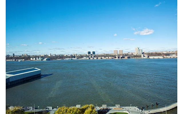 Rented by Douglas Elliman | media 8