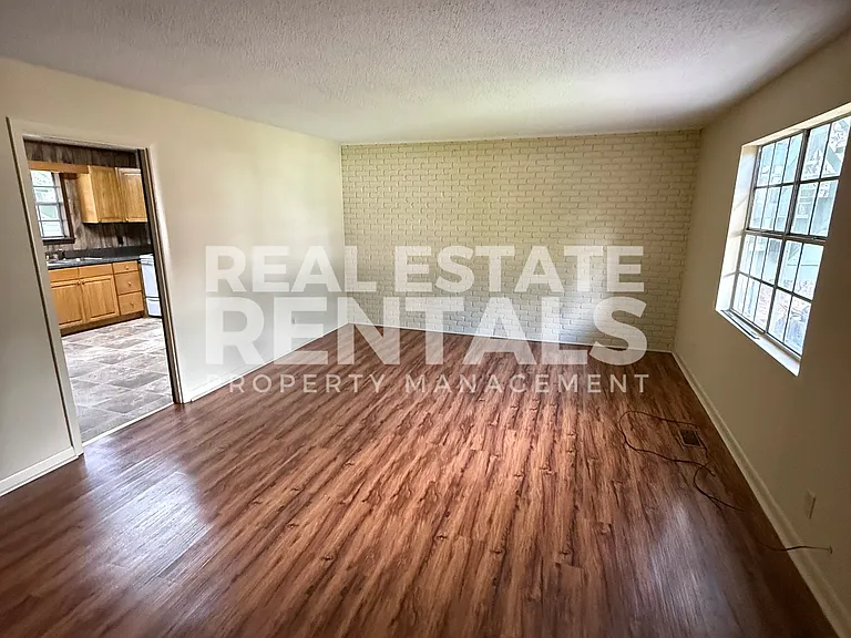 503 Newman Ln #30 — Photo 2
