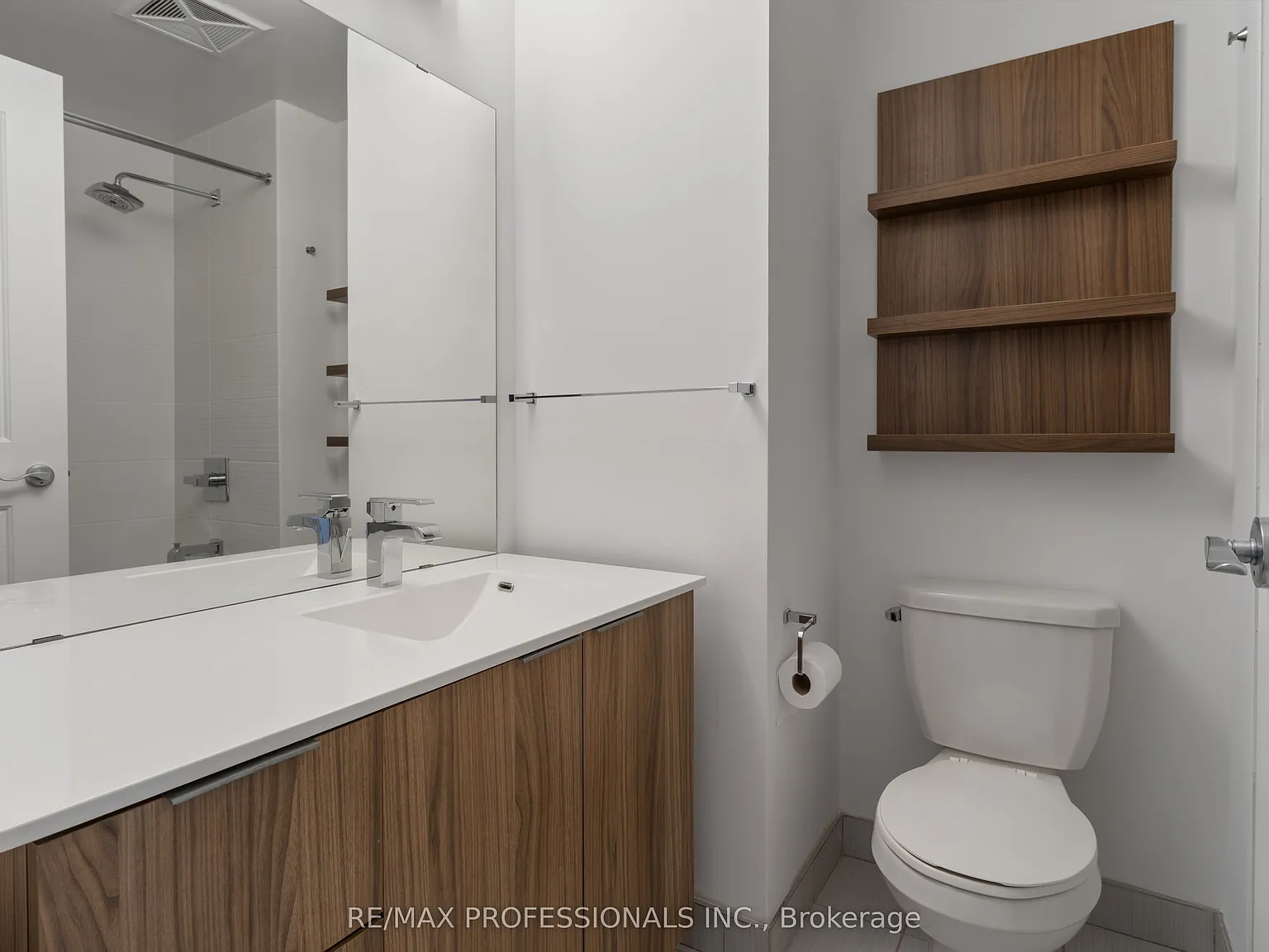 2 bed, $3,000 — Photo 4