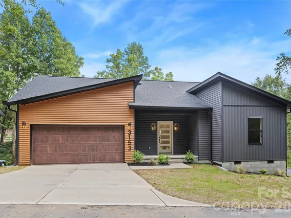 3153 Huffman St, Claremont, NC 28610