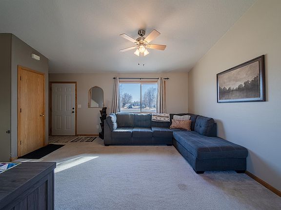 3rd image of 2477 Reed Ct