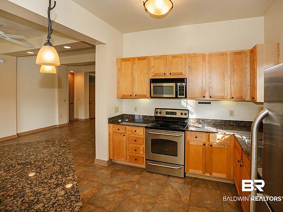 3rd image of 1430 Regency Rd Unit I101
