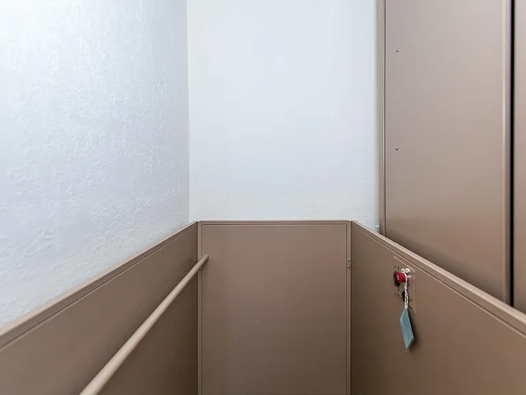 Elevator, Lift