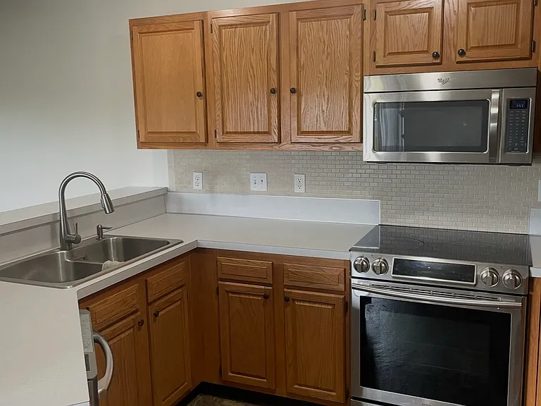 6557 Clover Ct SE #1 — Photo 2