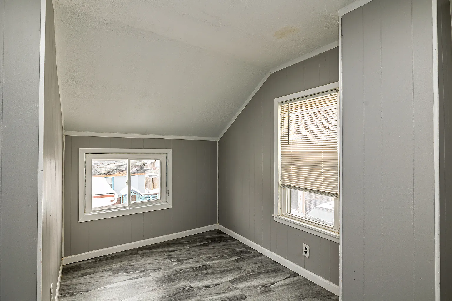 Updated Duplex on Cleveland's West Side — Photo 3
