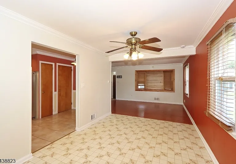 2515 Jackson Ave — Photo 23