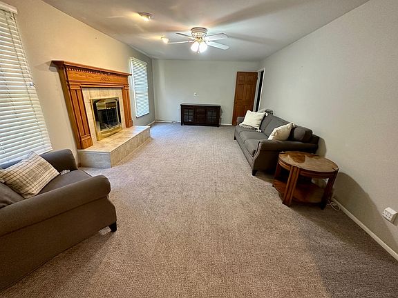 3rd image of 2646 E Hillside Pines Cir