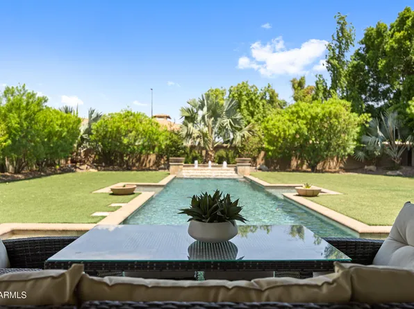 1442 E CATAMARAN Drive, Gilbert, AZ 85234