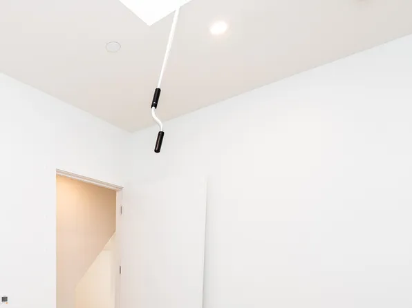 107 South 6th Street image 10 of 24