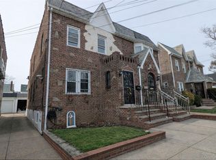 89-32 208th Street, Queens Village, NY 11427