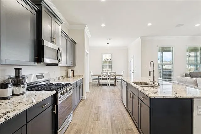 44219 Kendalwood Dr — Photo 8