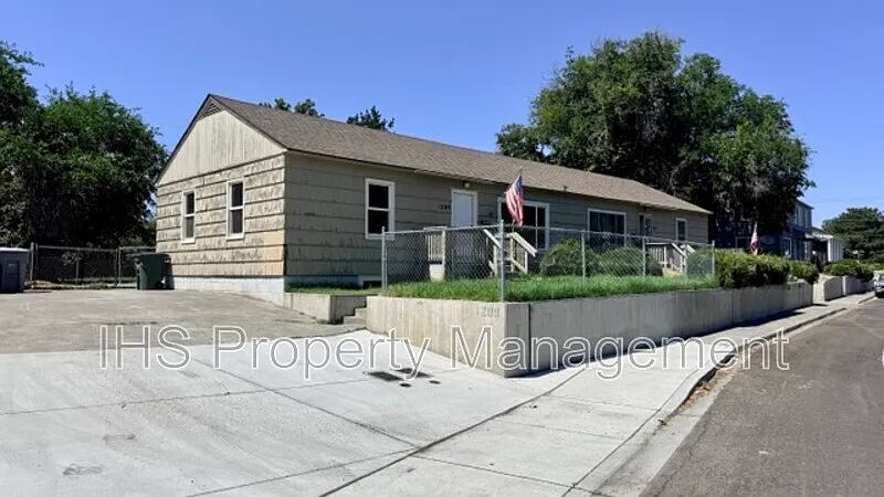 1209 Stevens Dr
