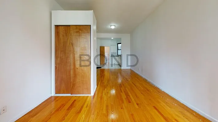 Rented by Bond New York | media 2