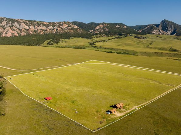555 Crazy Woman Canyon Rd, Buffalo, WY 82834
