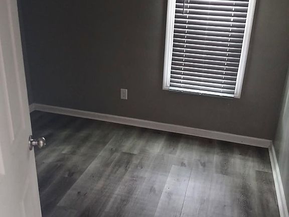 4th image of 2208 Roosevelt Dr