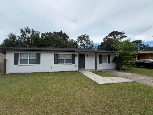 6613 Hampton Rd, Pensacola, FL 32505