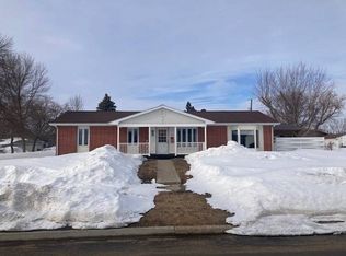 124 1st Ave S #58356, New Rockford, ND 58356