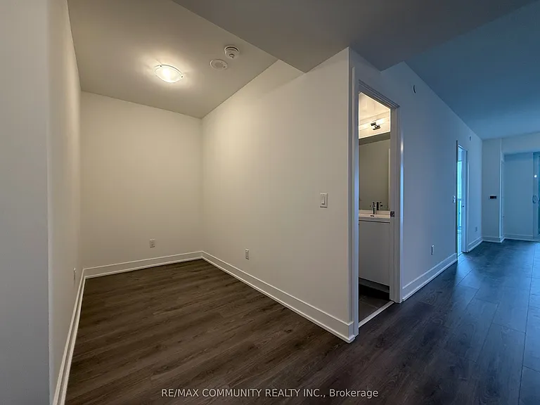 2545 Simcoe St N #1110 — Photo 5
