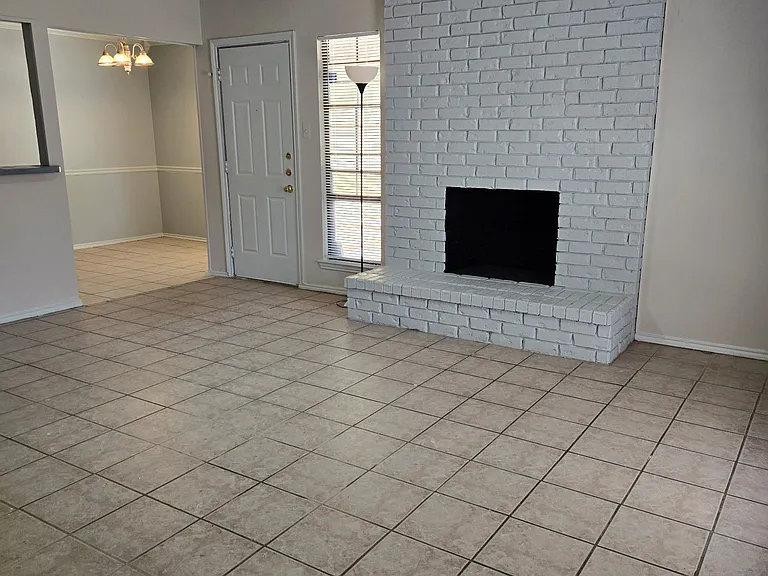 5225 Wild Horse Ct — Photo 6