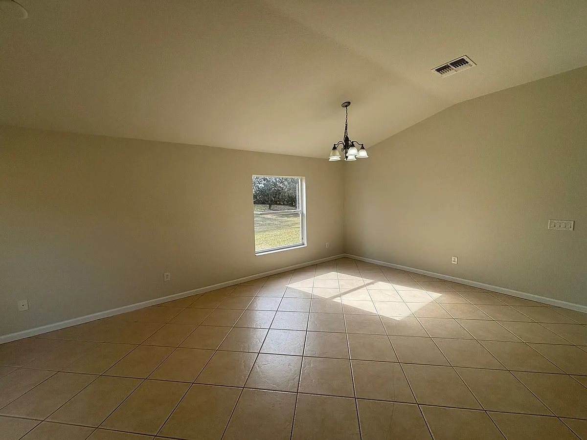 Building Photo - 4194 SW 47th Ct