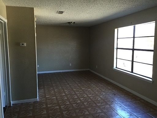 3rd image of 1020 Northwood Blvd APT 14