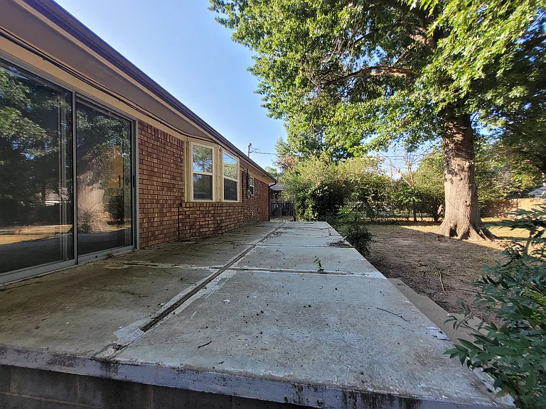 1203 Garner Ave — Photo 7