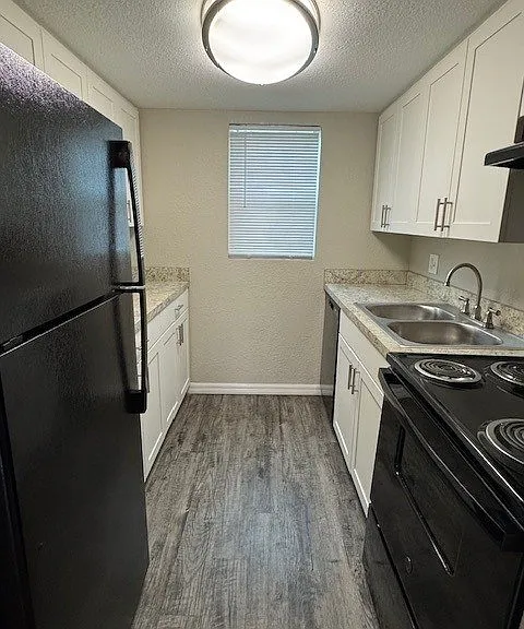Del Rio Apartment Homes — Photo 6
