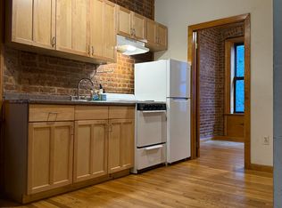 438 E 75th St APT 2RE, New York, NY 10021