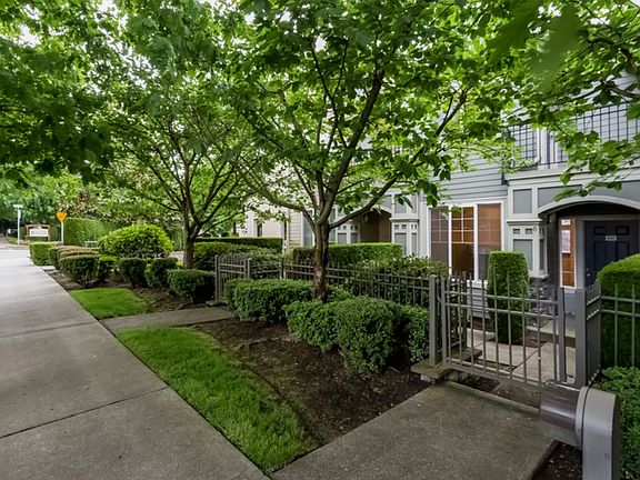 4th image of 9209 124th Ave NE APT L602