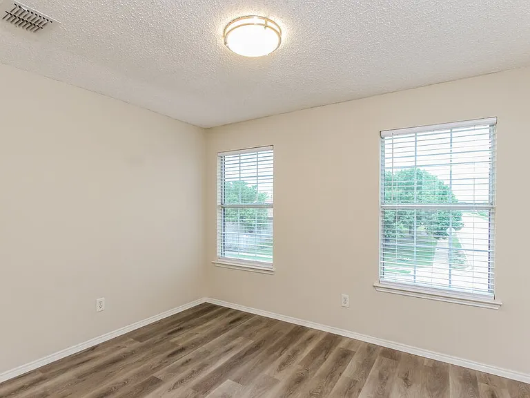 2966 Marquis Ln — Photo 13
