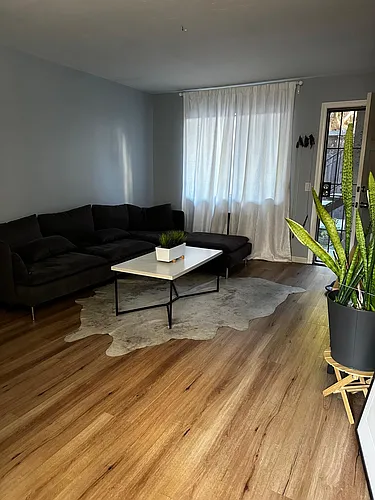 1636 Meade Ave #2 Photo 1