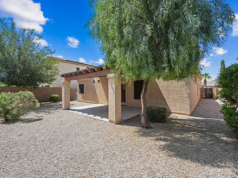 15929 W Custer Ln — Photo 18