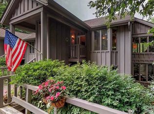 201 Chestnut Cv, Highlands, NC 28741